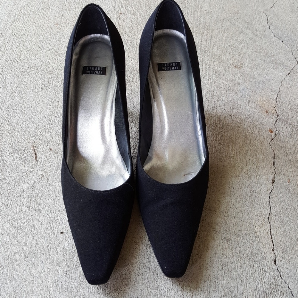 Stuart Weiztman Black Elegant Pumps
